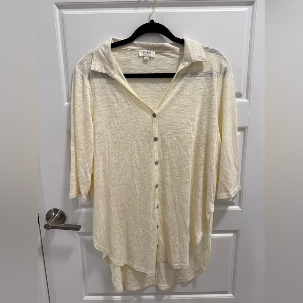 Umgee Cream 3/4 Sleeve Collared Blouse